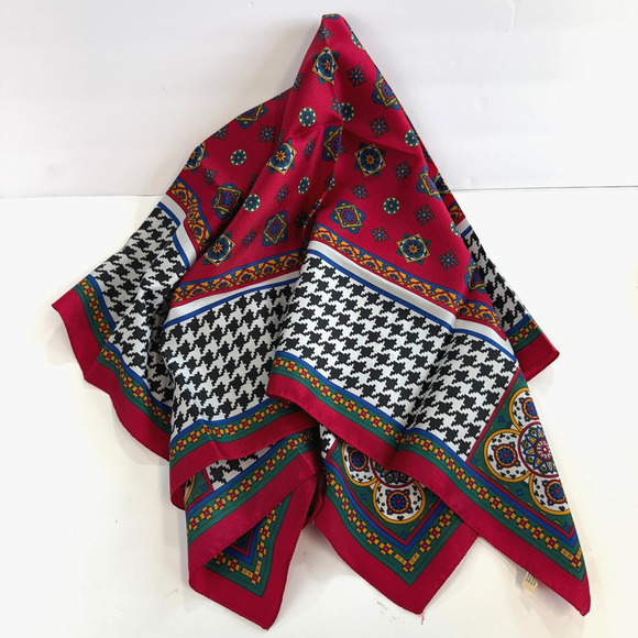 Lot of 4 Vintage Avon Scarfs Made in Italy Assortment Red Pink Blue Polyester - Picture 5 of 16
